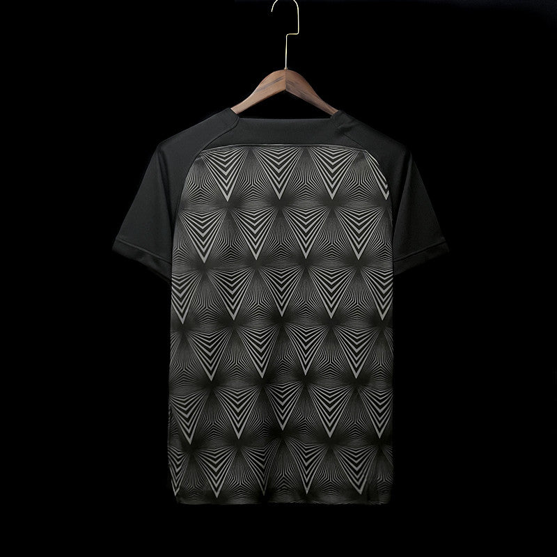 Frankfurt 2022/2023 Away