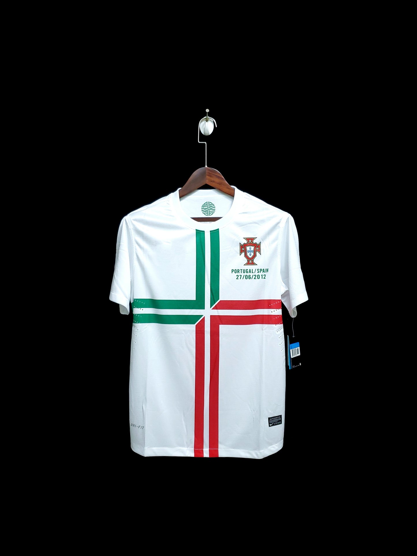 Portugal 2012 Away