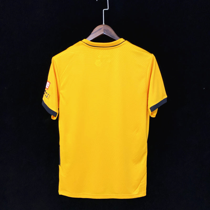 Wolves 2021/2022 Home